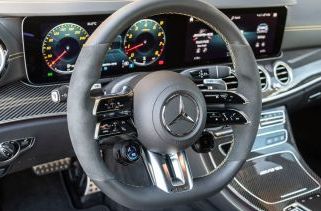 Mercedes-Benz E-Класс AMG
